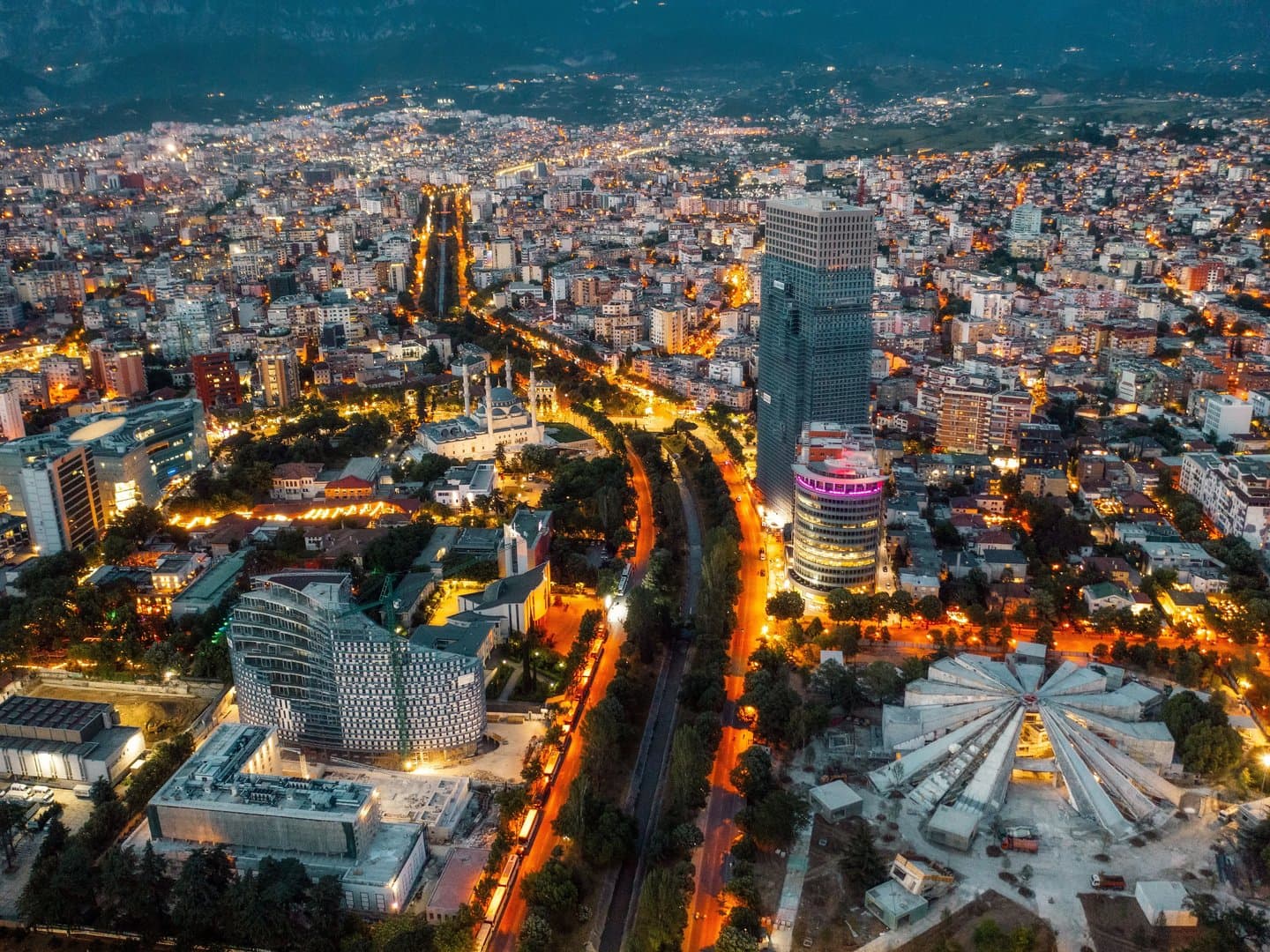 Tiranë